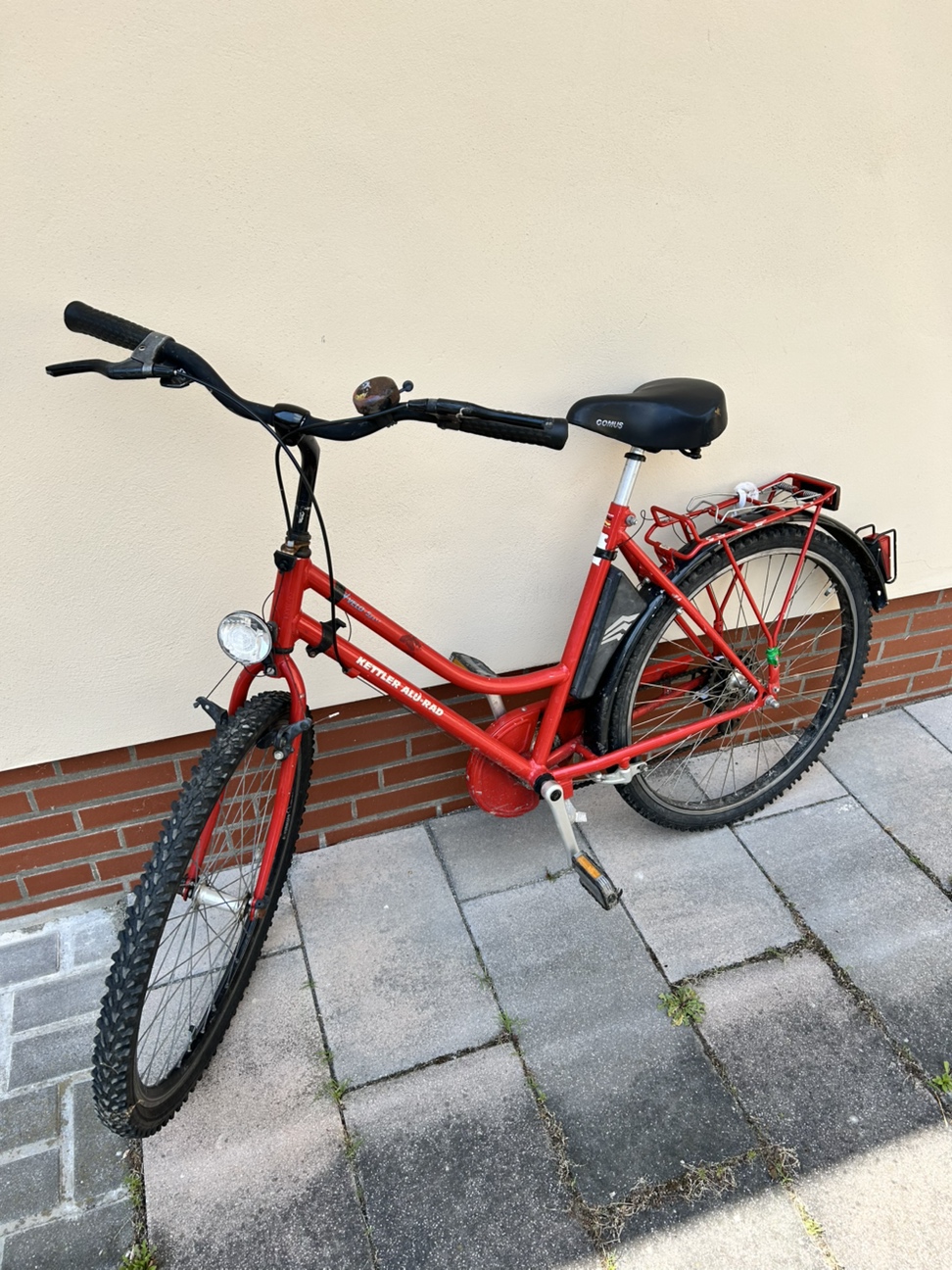 Eigentümer gesucht: Alarmanlage schlägt Fahrraddiebe in Salzwedel in die Flucht